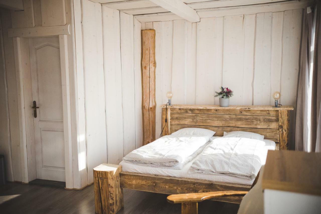 Gazdovsky Dvor B&B S Mini Wellness Besenova Ngoại thất bức ảnh